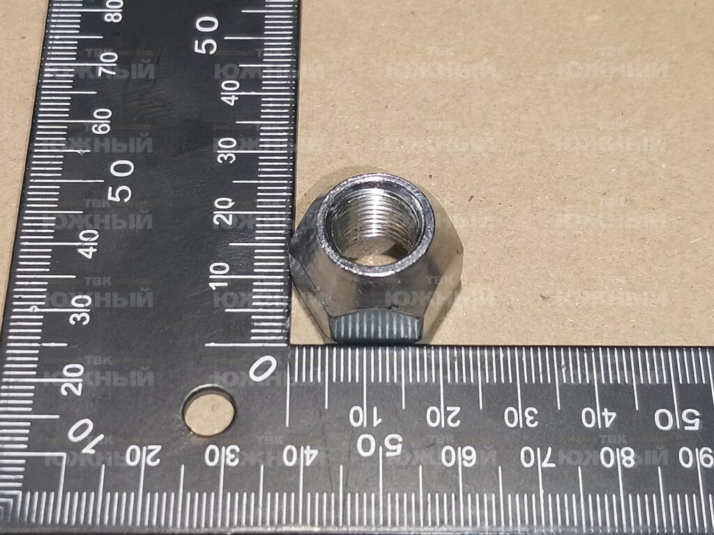 Гайка колеса 2121-3101040