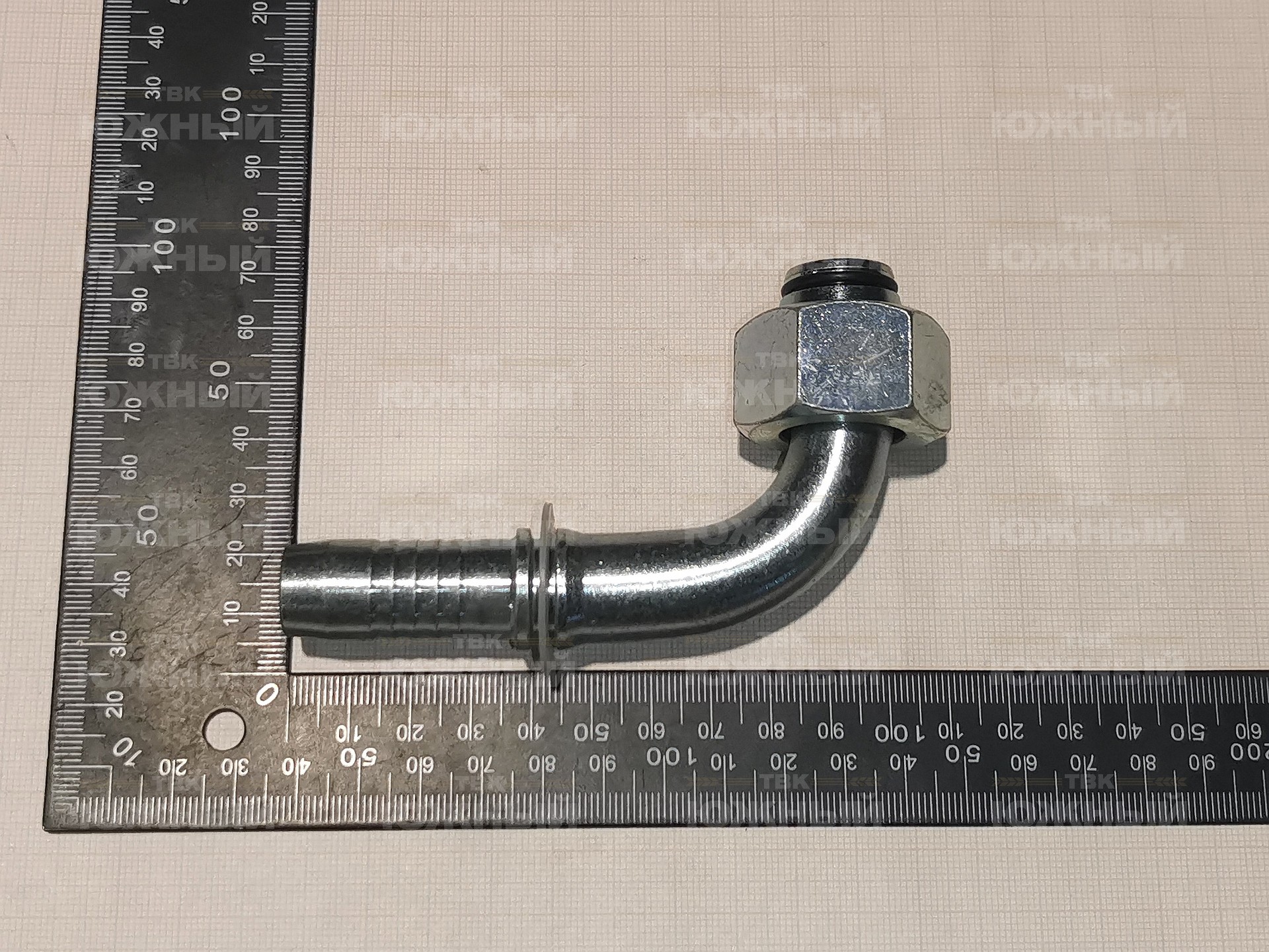 Под 90 градусов Резьба М26х1,5