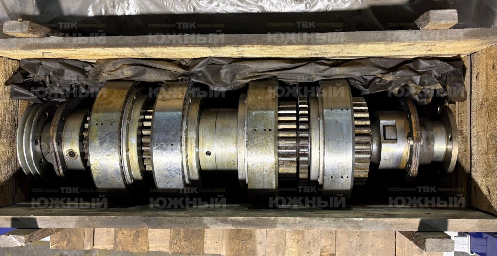 Вал ведущий 744Р-17.01.010-02