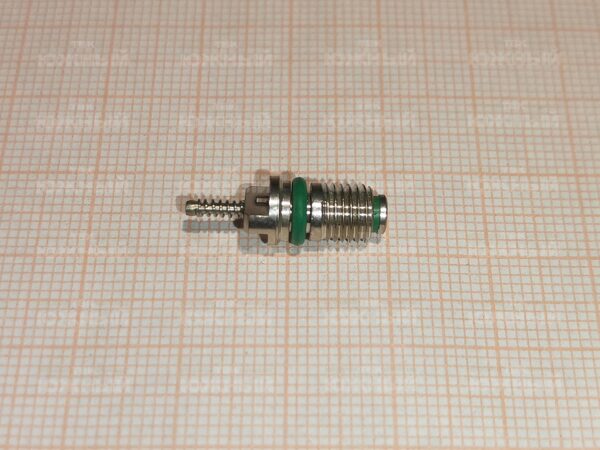 Ниппель R 134a с нижней резьбой