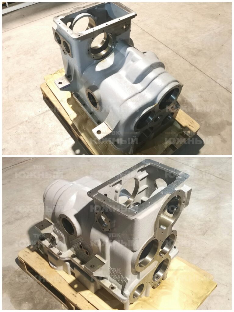 Картер нижней и верхней полов. (комплект)