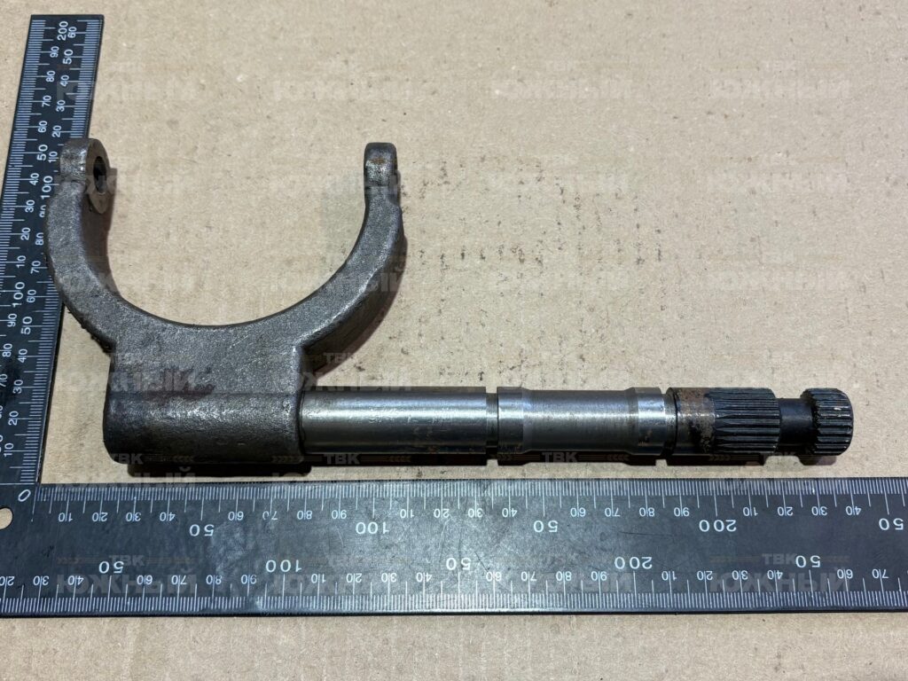 Вилка 700А.17.01.360 в сб.