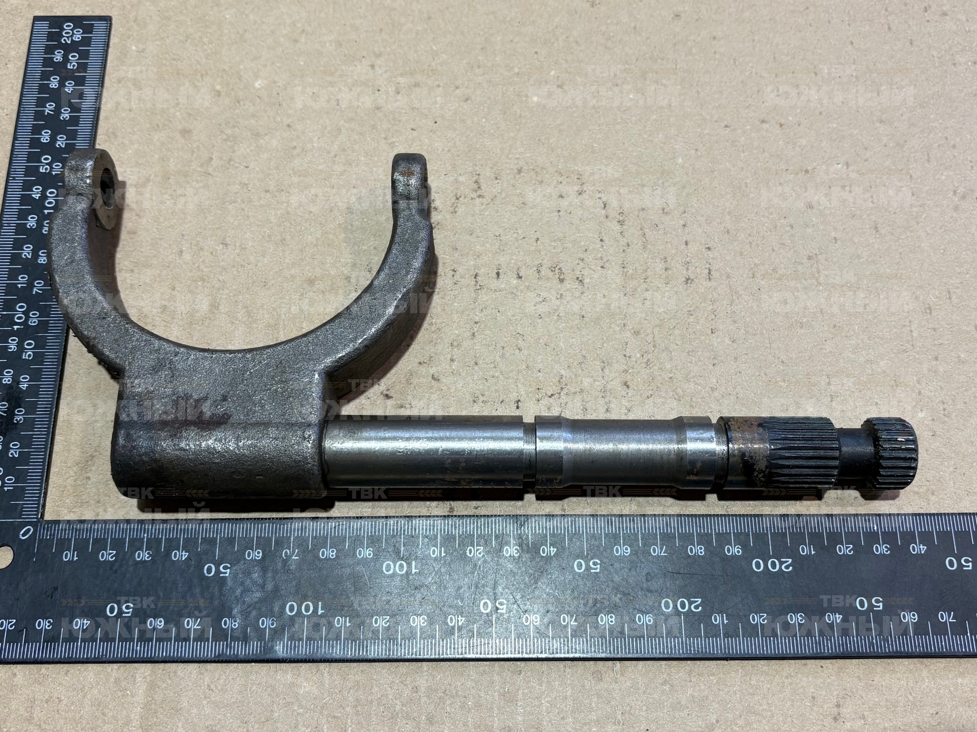 Вилка 700А.17.01.360 в сб. Вилка 700А.17.01.360 в сб.