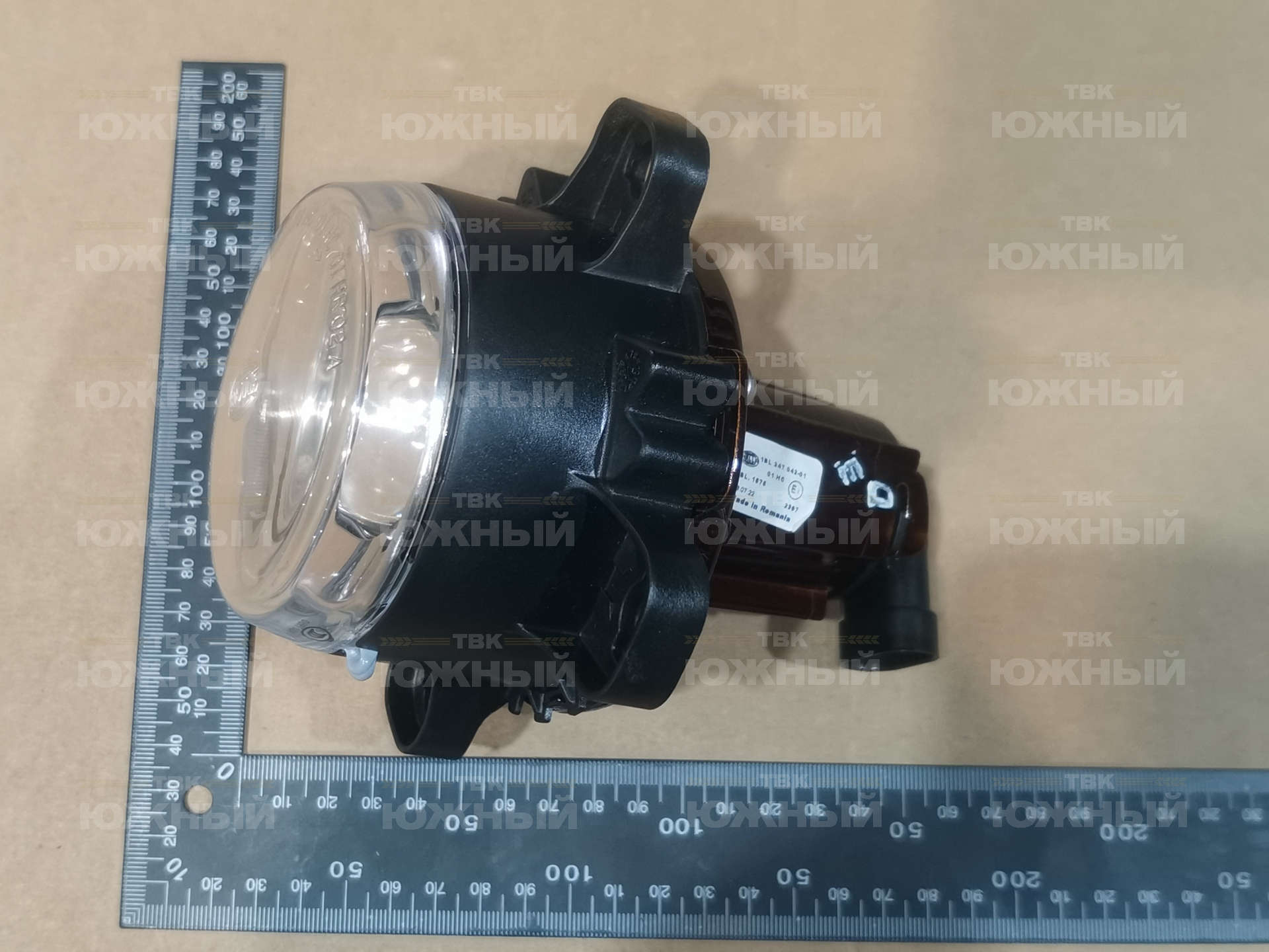 Фара ближнего света Hella D90mm 1BL 247 042-017 Фара ближнего света Hella D90mm 1BL 247 042-017