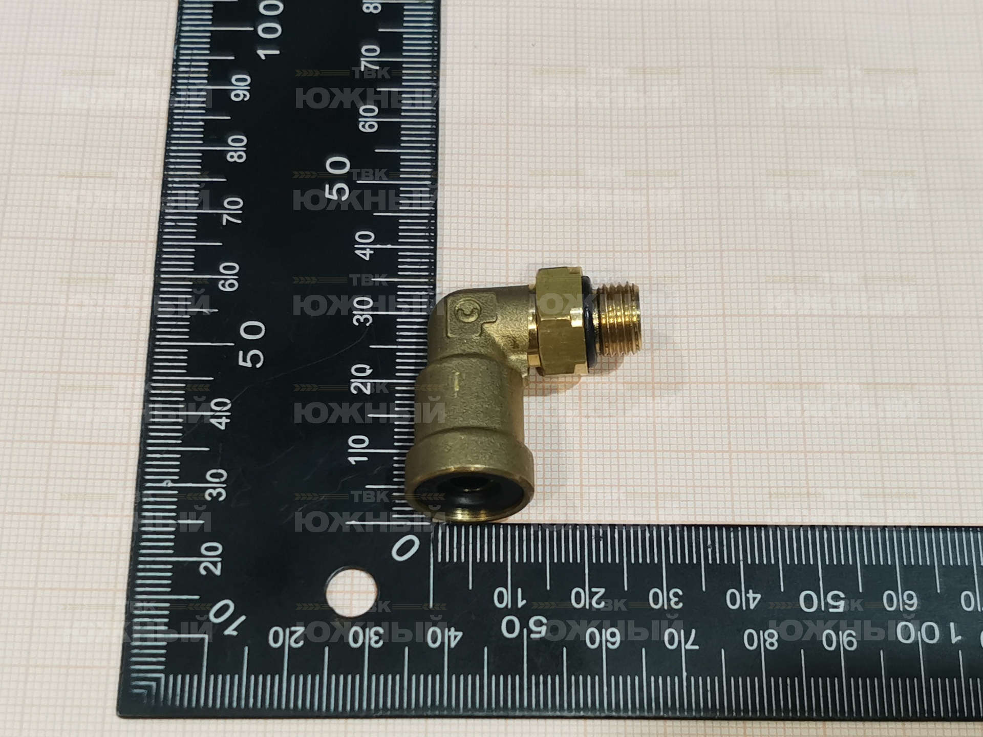 Фитинг угловой 9502 8-М10х1С Фитинг угловой 9502 8-М10х1С