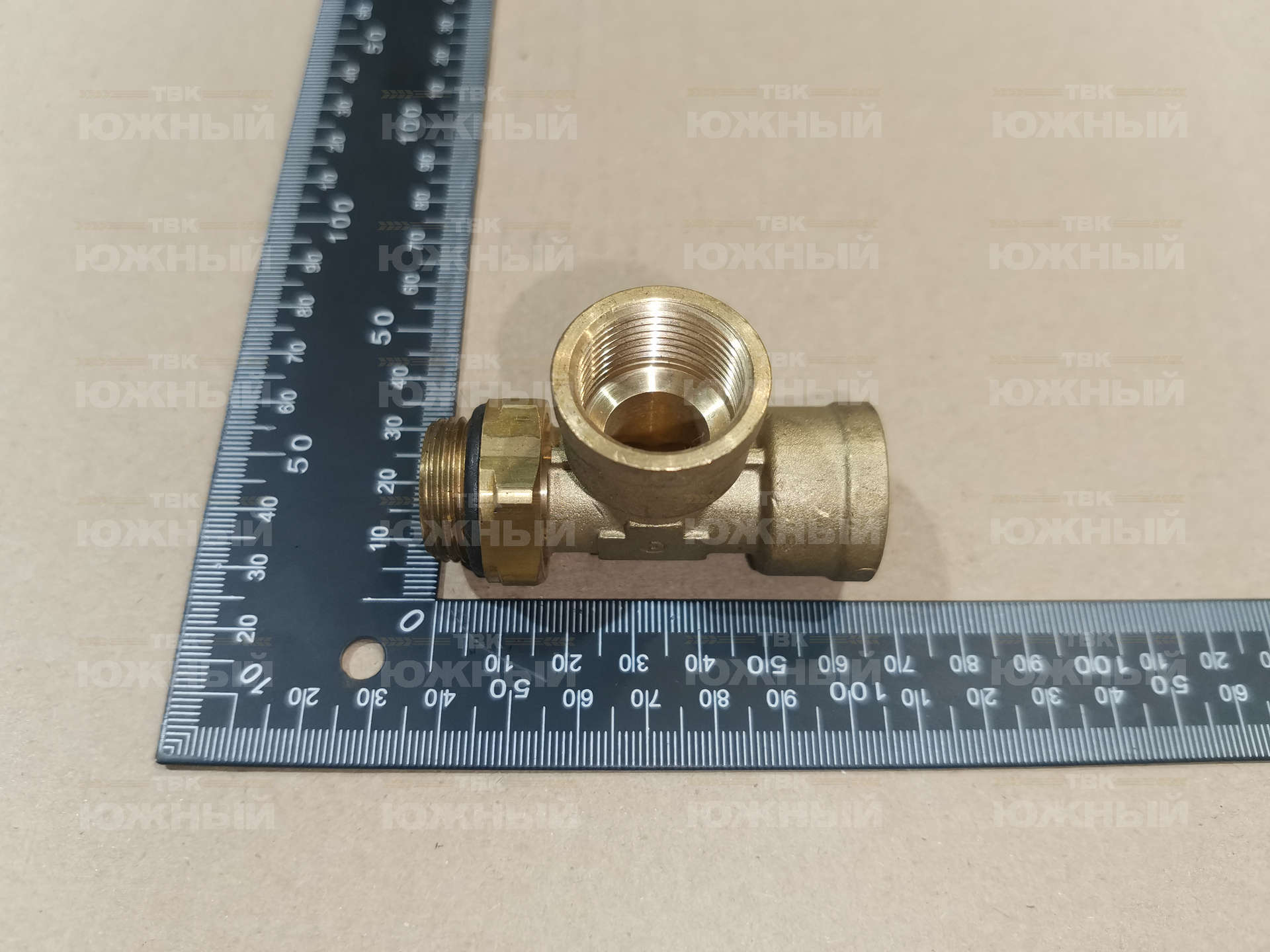 Тройник вертикальный D2072 М22х1,5-М22х1,5 Тройник вертикальный D2072 М22х1,5-М22х1,5