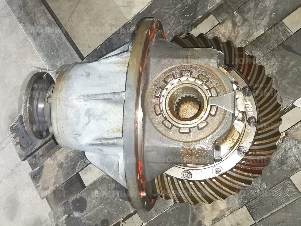 Редуктор главный передний LXT200B-F.01