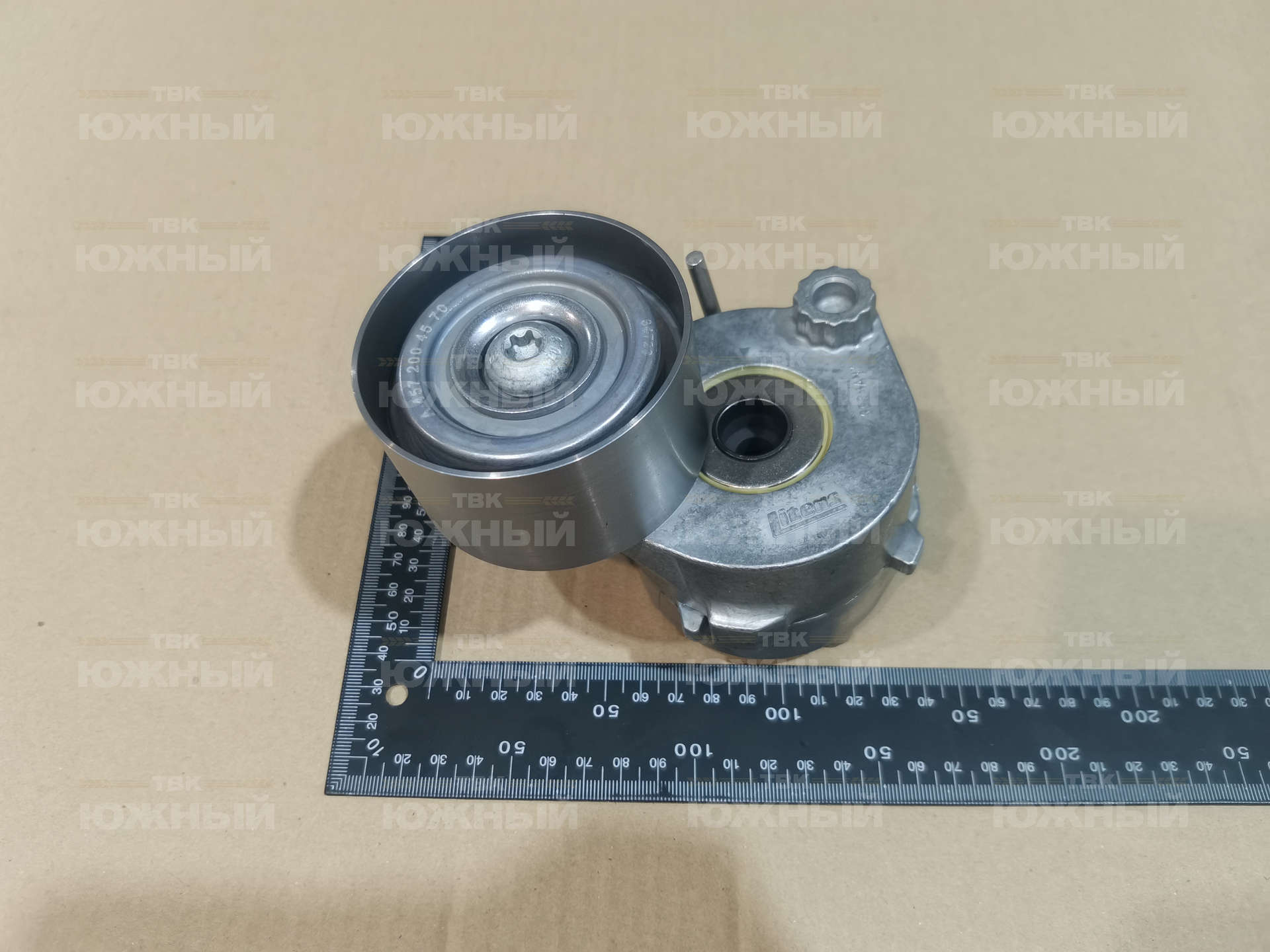 Натяжитель ремня в сборе A4572004570 Натяжитель ремня в сборе A4572004570