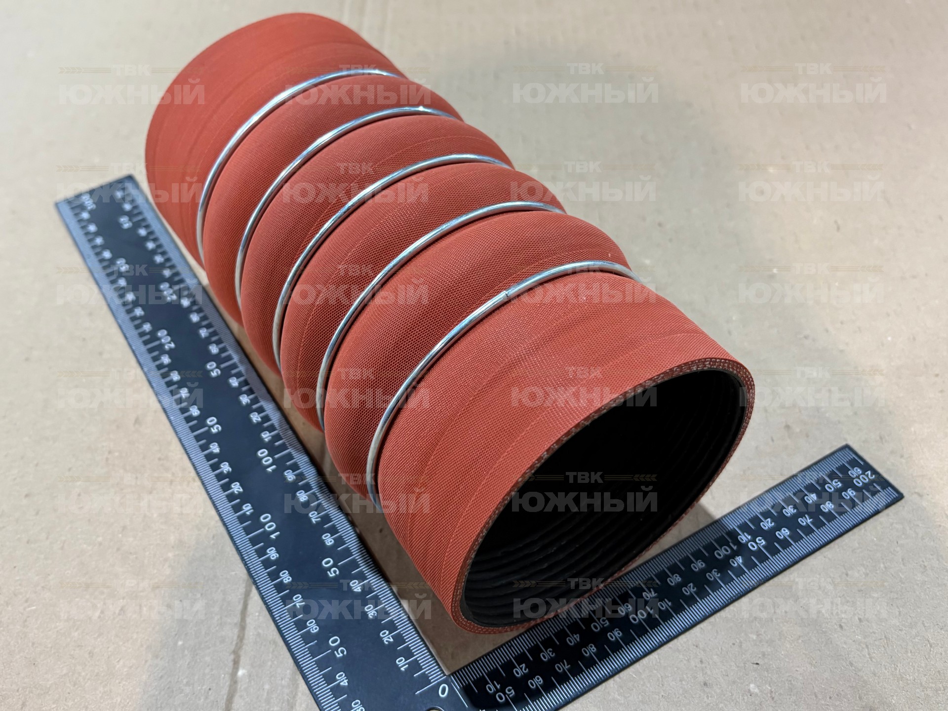 Патрубок 8830 интеркулера D100mm.L205mm ОМ457 Патрубок 8830 интеркулера D100mm.L205mm ОМ457