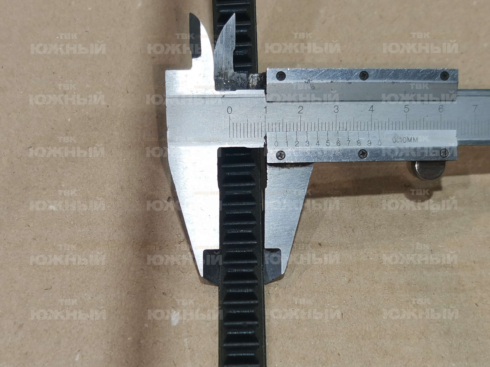 Ремень AVX 13 1000 La (11х10-982 зуб;86031366; 86514599;9707241;9644-00975) Ремень AVX 13 1000 La (11х10-982 зуб;86031366; 86514599;9707241;9644-00975)